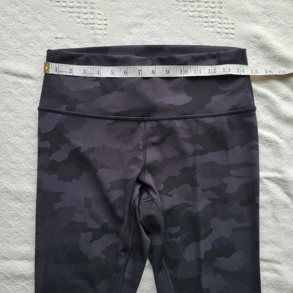 Lululemon Wunder Under High-Rise Crop 23" *Full-On Luxtreme - Picture 6 of 9
